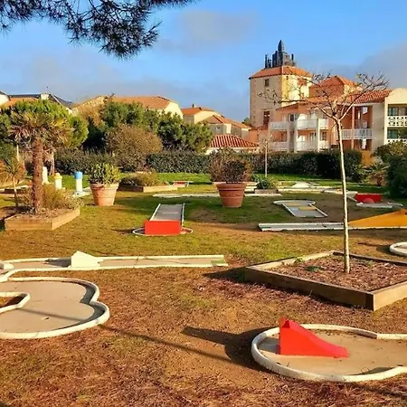 Maison Domaine Du Golf De Pierre Et Prázdninový dům