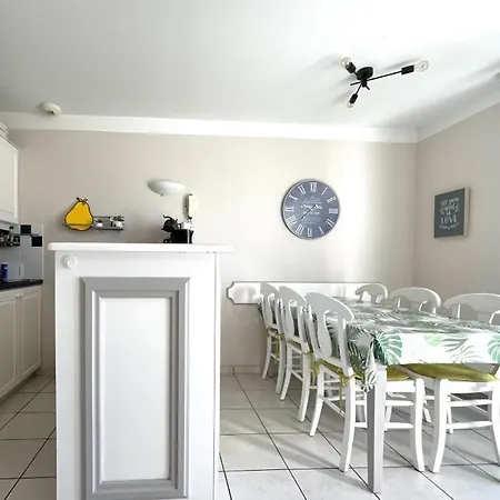 Maison Domaine Du Golf De Pierre Et Avec Piscine 度假居
